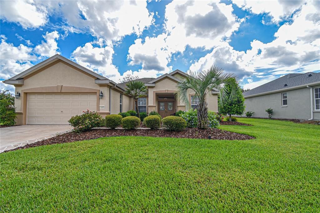 Active With Contract: $374,900 (3 beds, 2 baths, 1958 Square Feet)