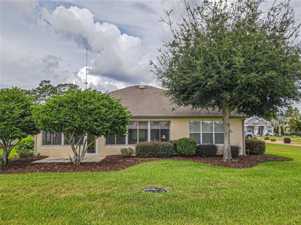 Active With Contract: $374,900 (3 beds, 2 baths, 1958 Square Feet)