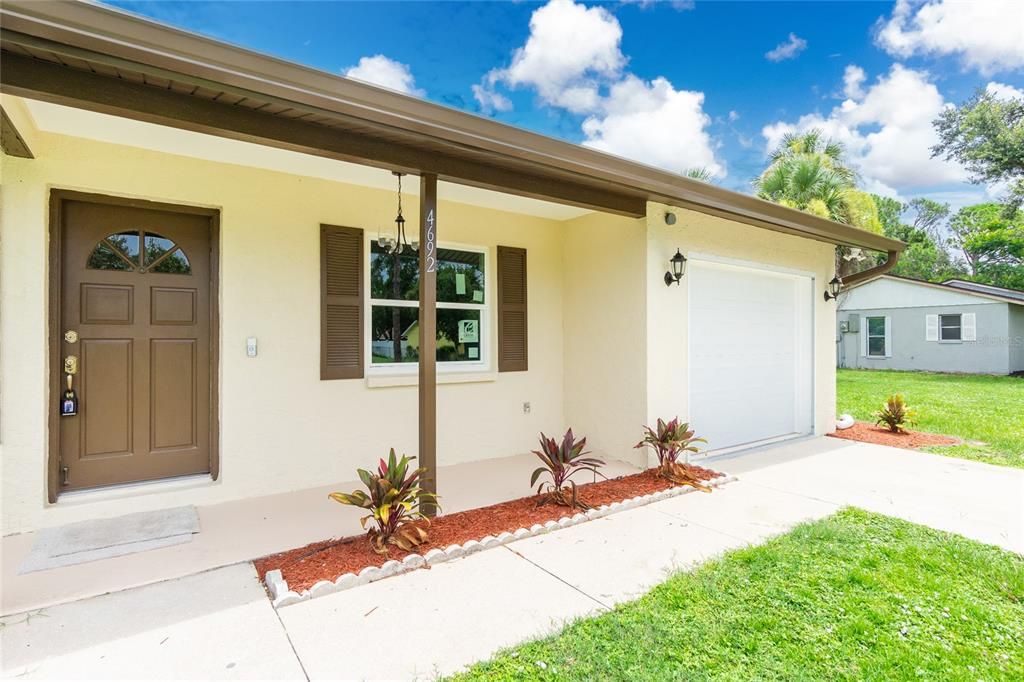 Recently Sold: $160,000 (2 beds, 2 baths, 1004 Square Feet)