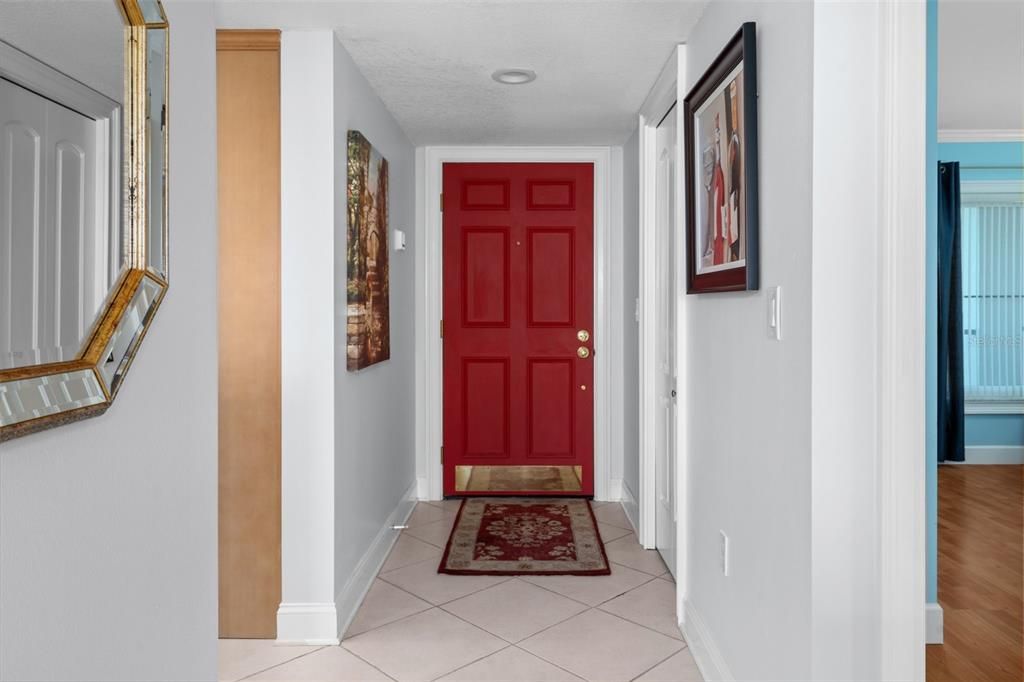 Active With Contract: $1,850 (2 beds, 2 baths, 1103 Square Feet)