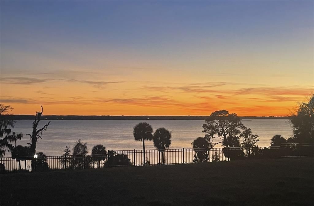 Lake Dora sunset view from private community park area