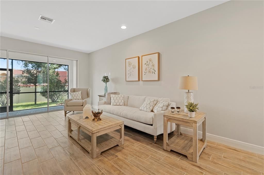 Recently Sold: $424,000 (2 beds, 2 baths, 1534 Square Feet)