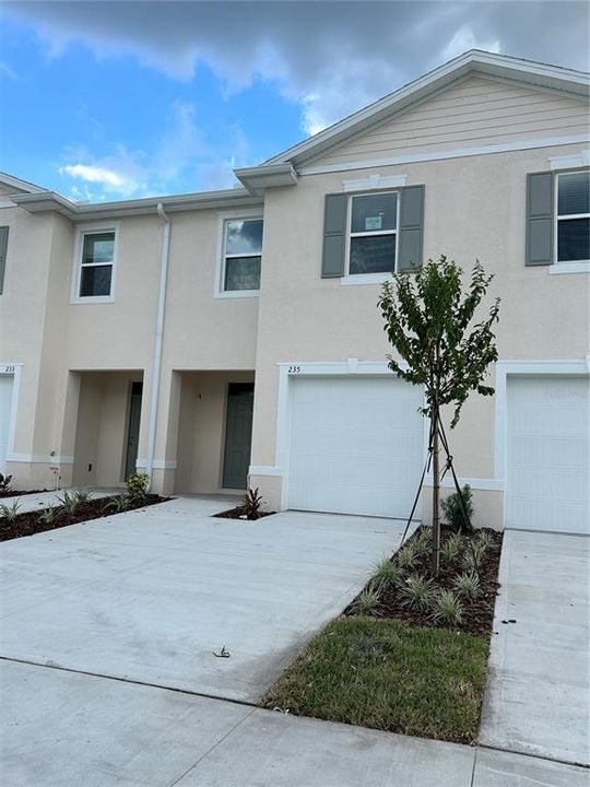 Recently Sold: $312,990 (3 beds, 2 baths, 1673 Square Feet)