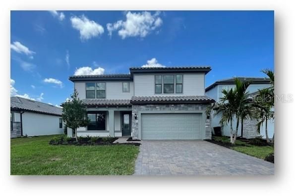 Recently Sold: $723,000 (4 beds, 3 baths, 2894 Square Feet)