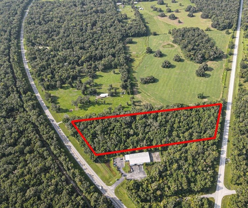 На продажу: $849,000 (7.80 acres)