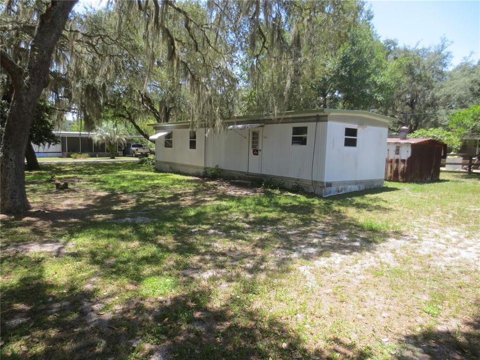 Recently Sold: $28,900 (2 beds, 1 baths, 552 Square Feet)