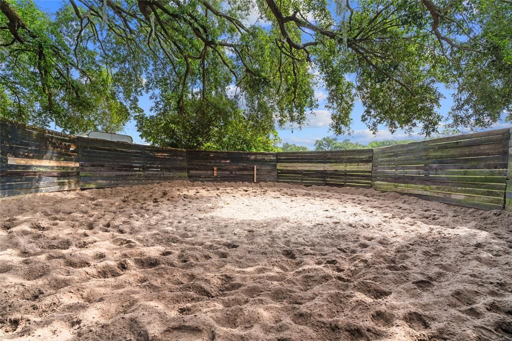 Round Pen