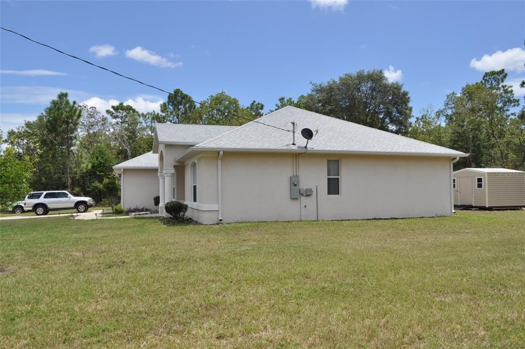 For Sale: $415,000 (3 beds, 2 baths, 1991 Square Feet)