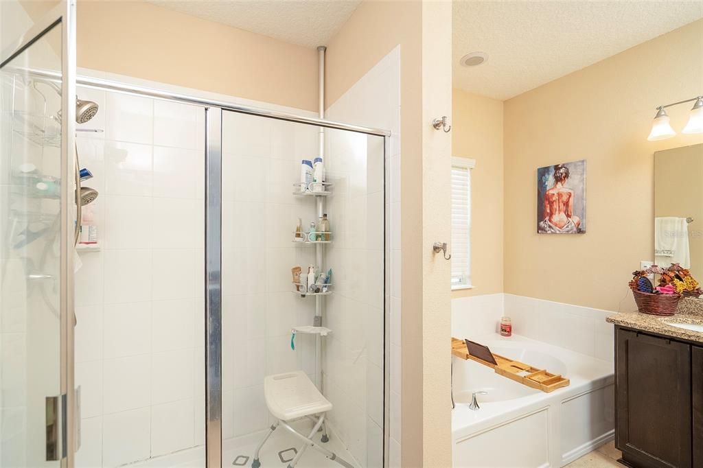 待售: $415,000 (4 贝兹, 2 浴室, 1857 平方英尺)