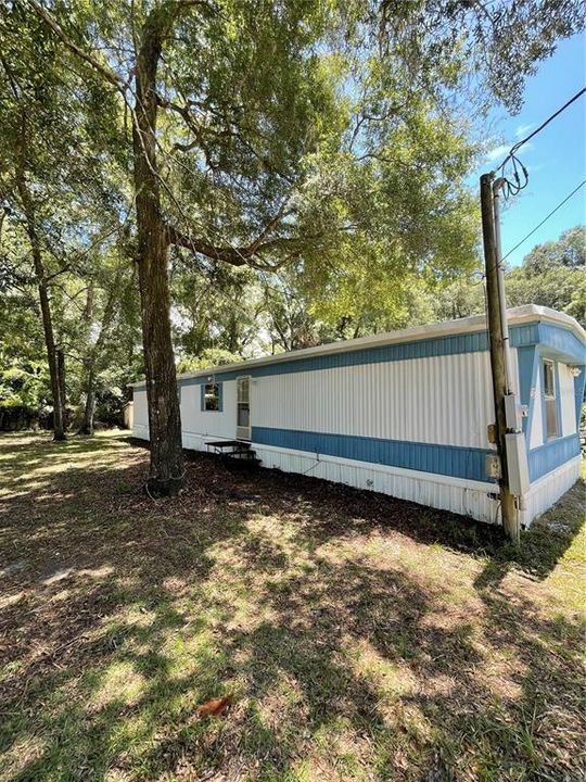 Recently Sold: $74,900 (3 beds, 2 baths, 924 Square Feet)