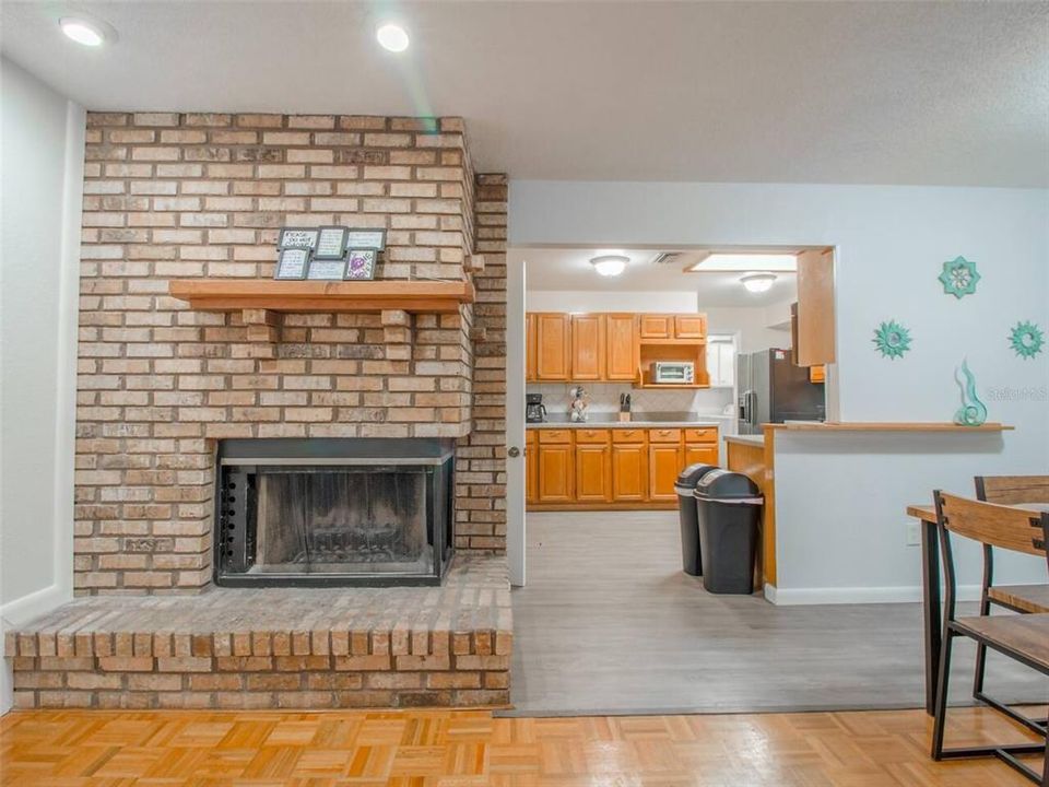В аренду: $3,600 (4 спален, 2 ванн, 1786 Квадратных фут)