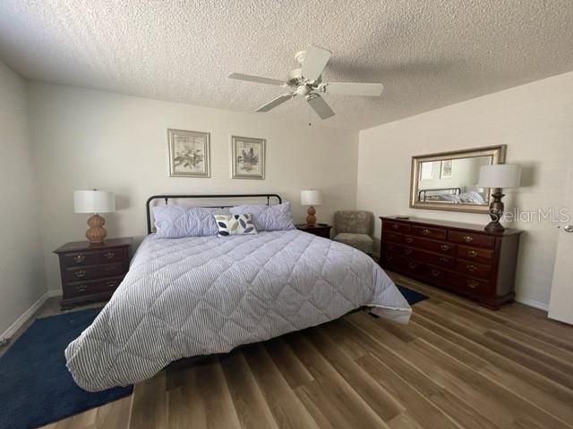 For Rent: $2,200 (2 beds, 2 baths, 1156 Square Feet)