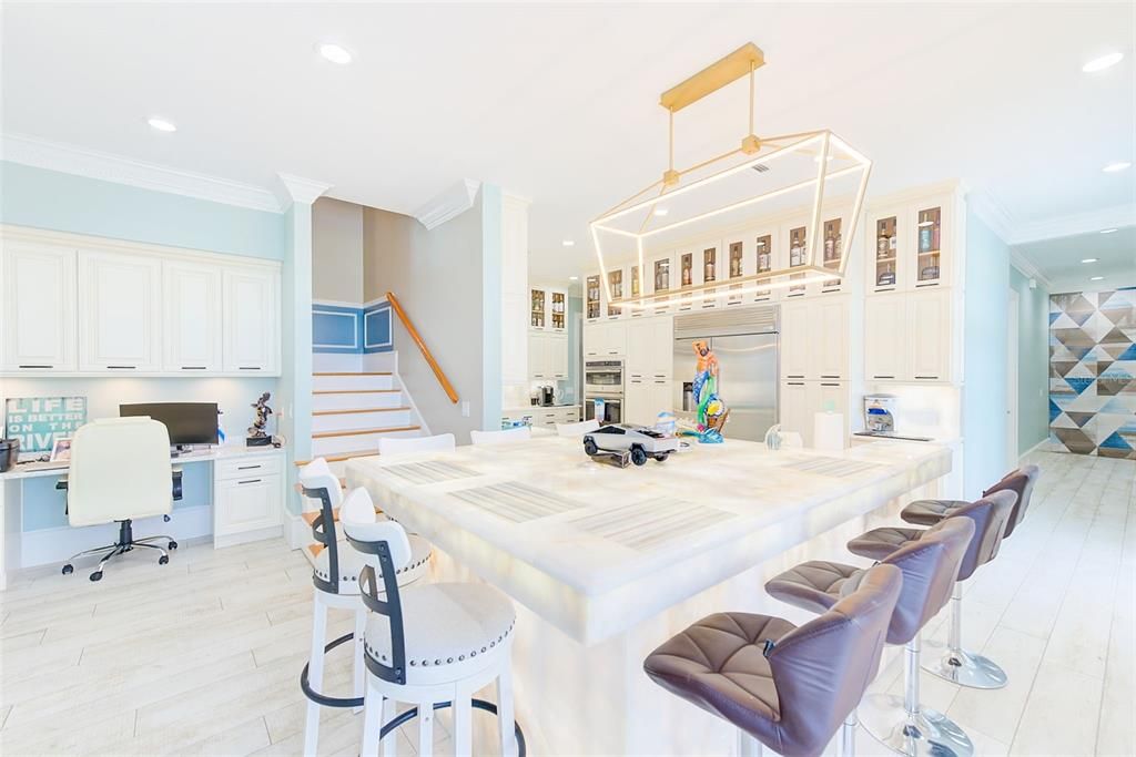 Recently Sold: $2,499,800 (5 beds, 5 baths, 8100 Square Feet)