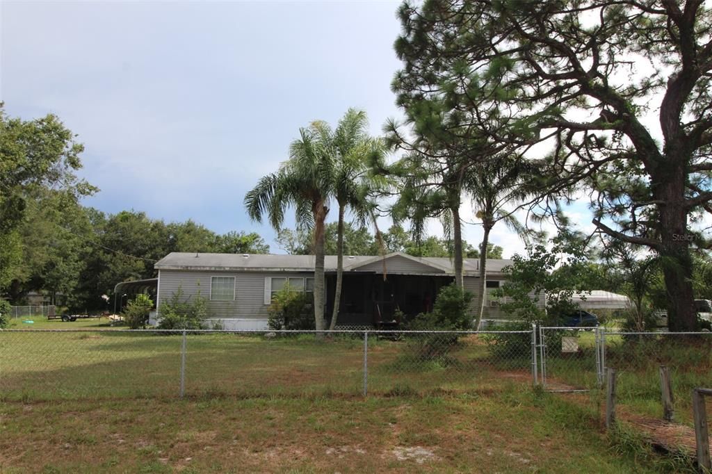 Recently Sold: $199,000 (3 beds, 2 baths, 1782 Square Feet)
