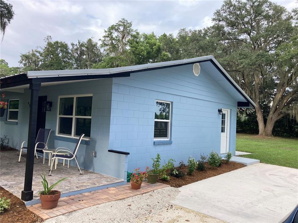 Recently Sold: $299,000 (3 beds, 2 baths, 1222 Square Feet)