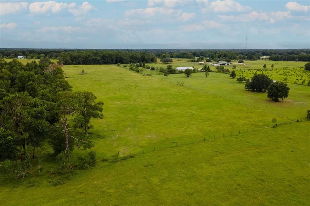 На продажу: $305,000 (10.00 acres)