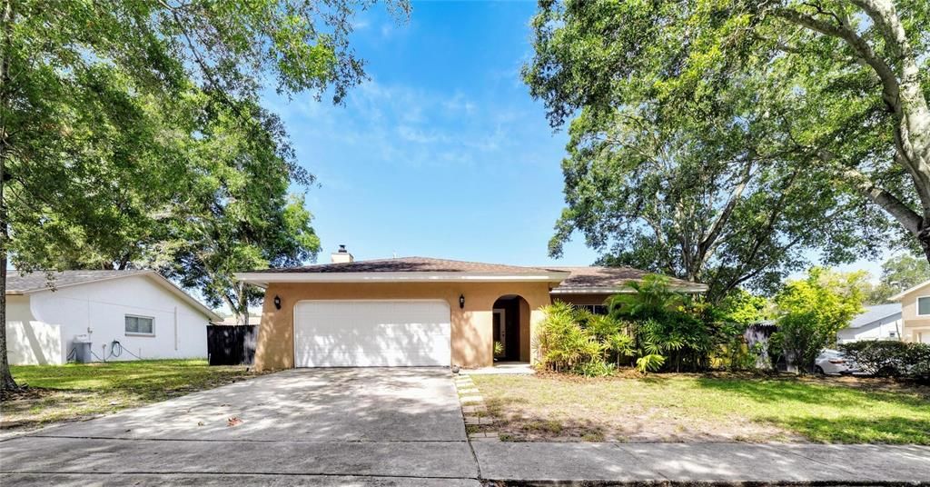 Recently Sold: $478,000 (3 beds, 2 baths, 1437 Square Feet)