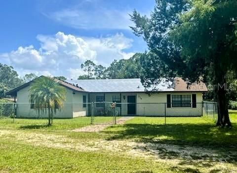 Vendido Recientemente: $399,000 (3 camas, 2 baños, 1938 Pies cuadrados)