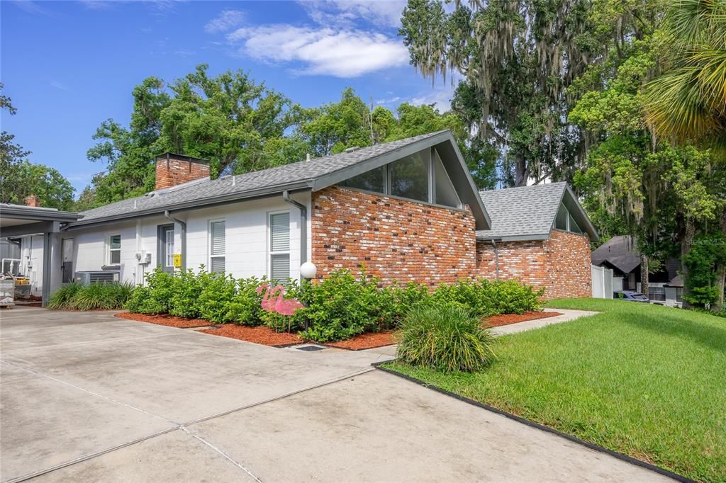 Recently Sold: $550,000 (4 beds, 4 baths, 3468 Square Feet)