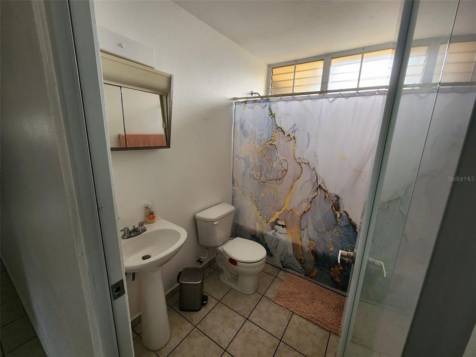 Vendido Recientemente: $154,000 (3 camas, 2 baños, 1205 Pies cuadrados)