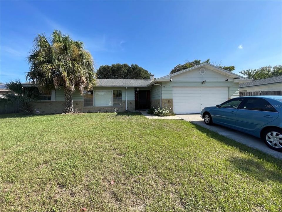 Recently Sold: $210,000 (3 beds, 2 baths, 1613 Square Feet)