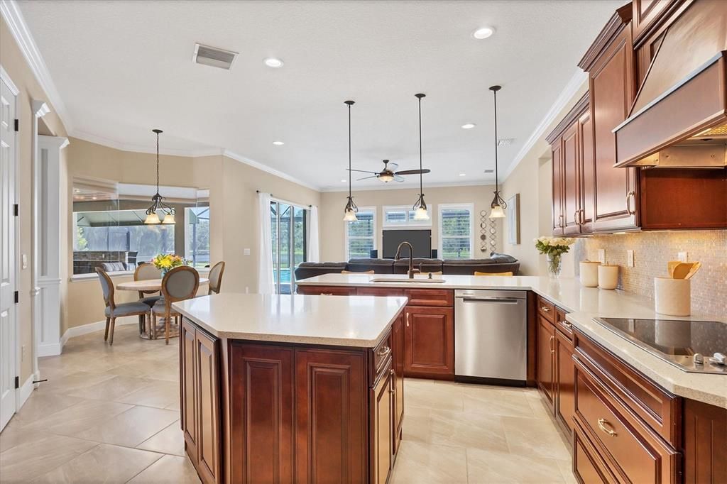 Recently Sold: $1,250,000 (5 beds, 4 baths, 3969 Square Feet)