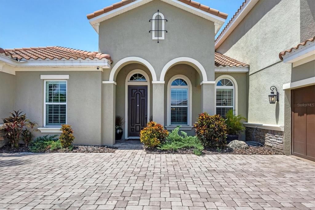 Recently Sold: $1,250,000 (5 beds, 4 baths, 3969 Square Feet)