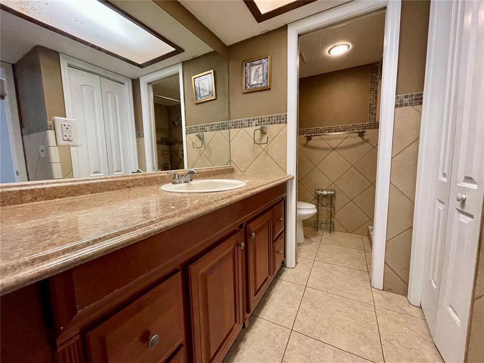 最近售出: $319,900 (4 贝兹, 2 浴室, 1550 平方英尺)