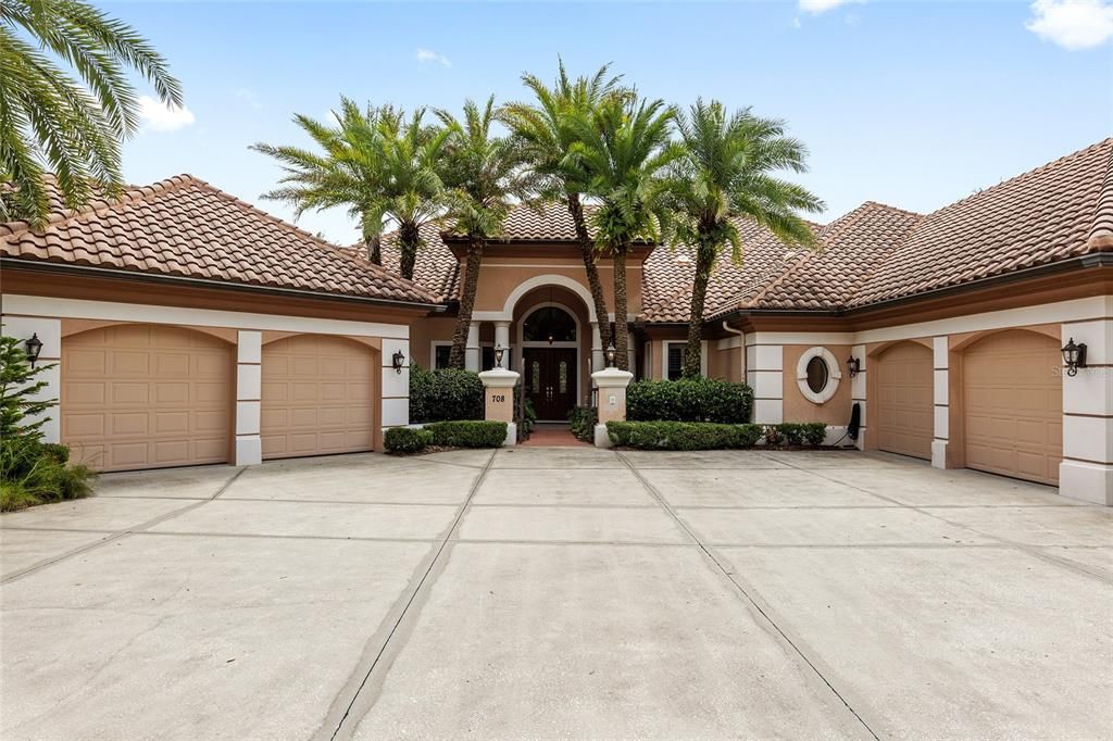 Recently Sold: $2,100,000 (4 beds, 5 baths, 4535 Square Feet)