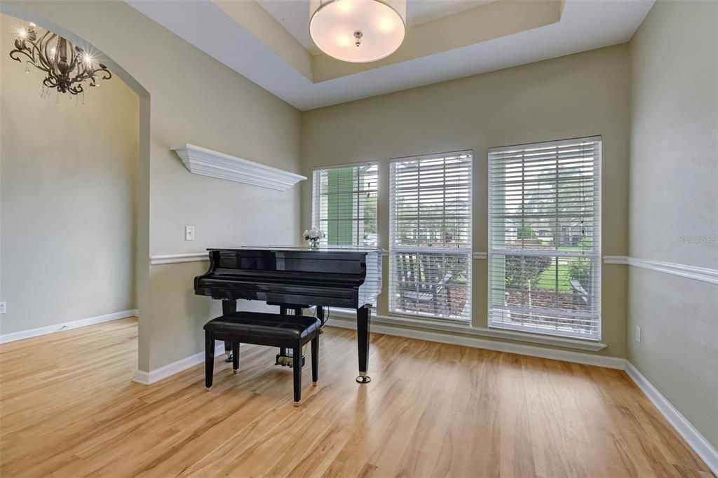 Recently Sold: $415,000 (3 beds, 2 baths, 1616 Square Feet)
