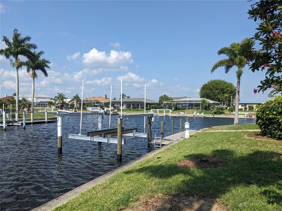 New 16k lb boat lift installed May 2024 with all pilings & new fender pilings wrapped.