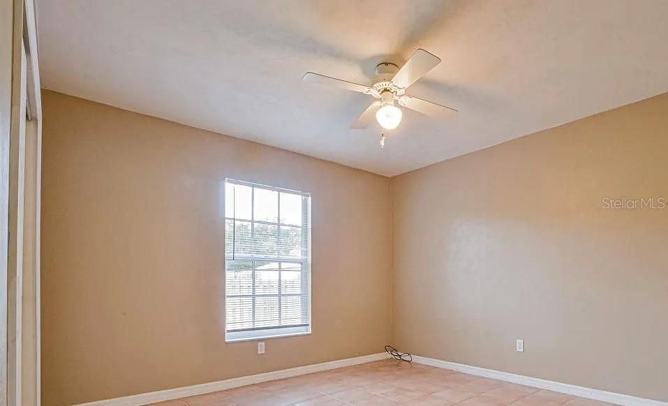 Recently Rented: $2,600 (4 beds, 2 baths, 2186 Square Feet)