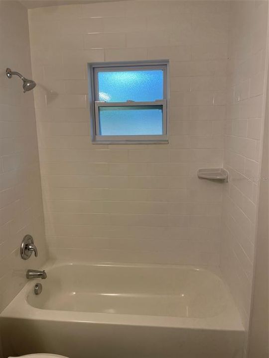 Недавно арендовано: $1,600 (2 спален, 1 ванн, 827 Квадратных фут)