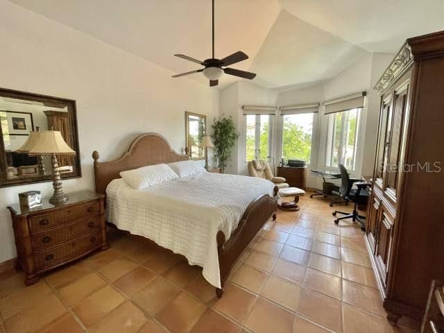 For Rent: $9,995 (2 beds, 2 baths, 2500 Square Feet)