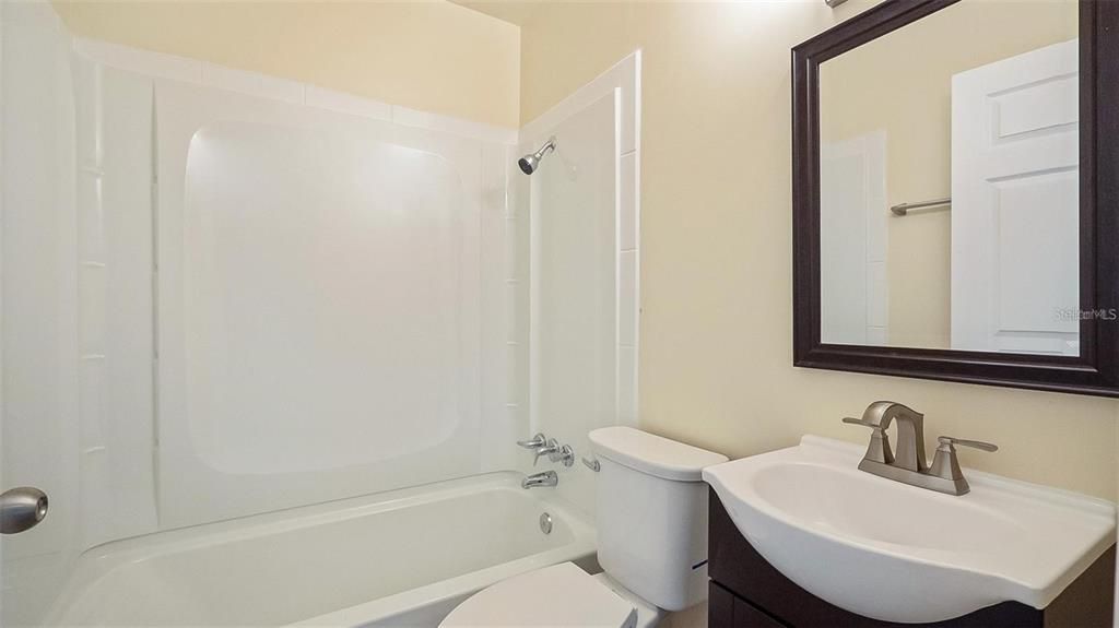 Недавно арендовано: $1,700 (2 спален, 1 ванн, 650 Квадратных фут)