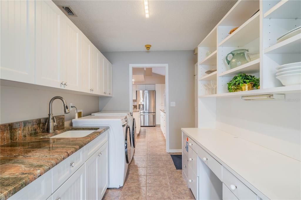 Recently Sold: $555,000 (3 beds, 2 baths, 2303 Square Feet)