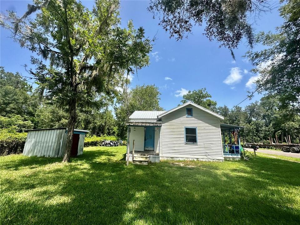 Recently Sold: $59,900 (2 beds, 1 baths, 570 Square Feet)