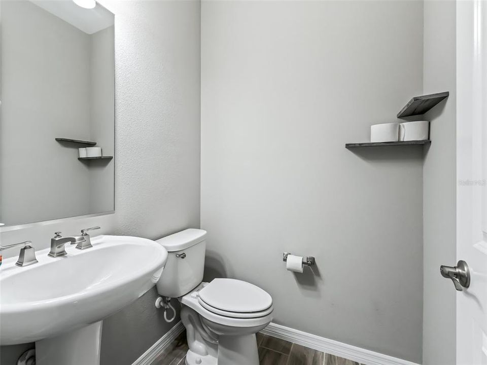 For Rent: $4,700 (3 beds, 2 baths, 2077 Square Feet)