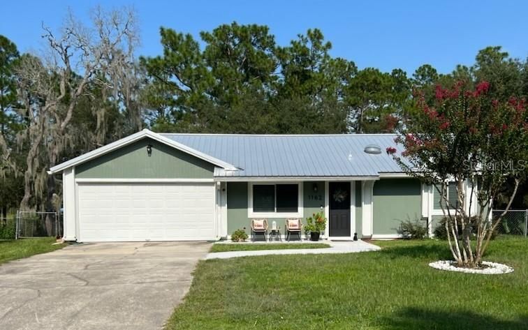 Recently Rented: $2,100 (3 beds, 2 baths, 1073 Square Feet)