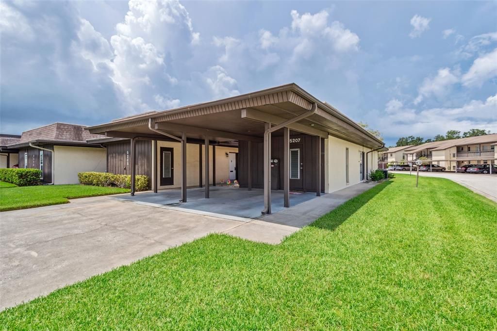 Active With Contract: $99,990 (2 beds, 2 baths, 1100 Square Feet)