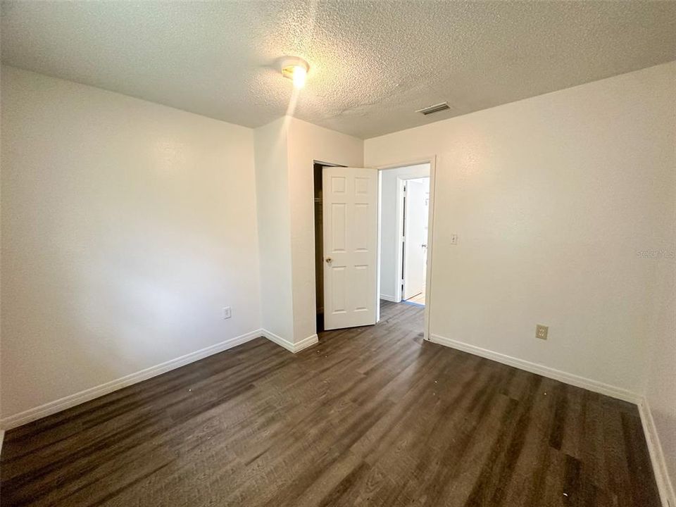 Recently Rented: $1,000 (3 beds, 1 baths, 864 Square Feet)