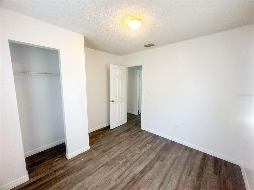 Recently Rented: $1,000 (3 beds, 1 baths, 864 Square Feet)