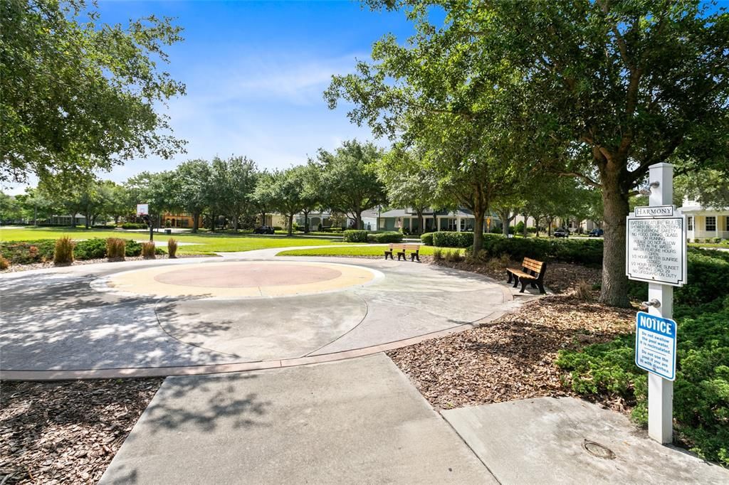 Active With Contract: $775,000 (5 beds, 3 baths, 3800 Square Feet)