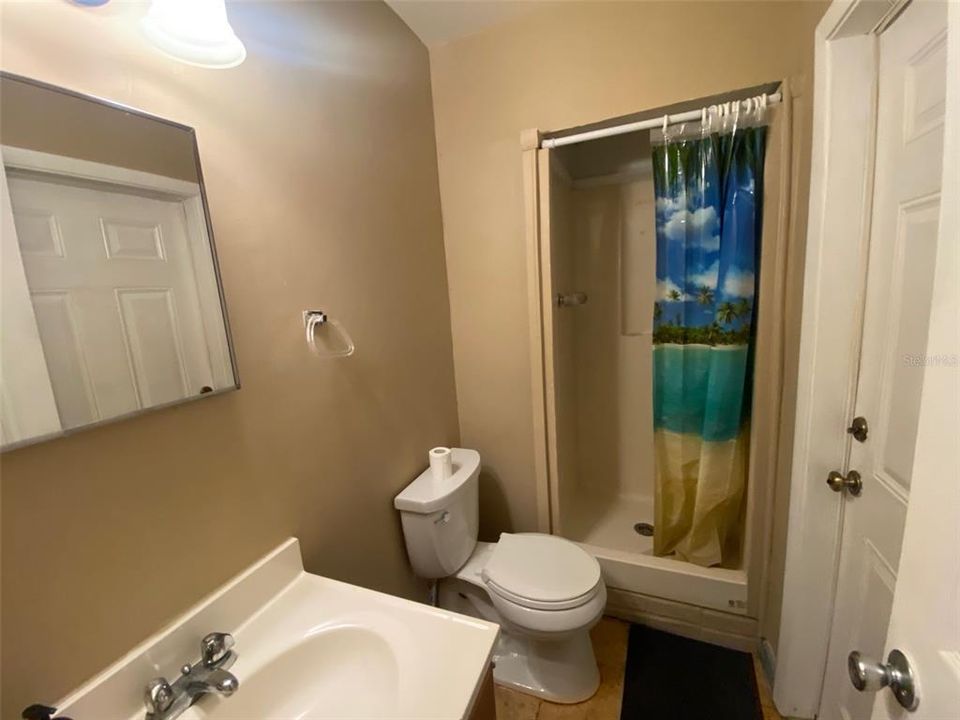 最近售出: $195,000 (3 贝兹, 2 浴室, 1286 平方英尺)