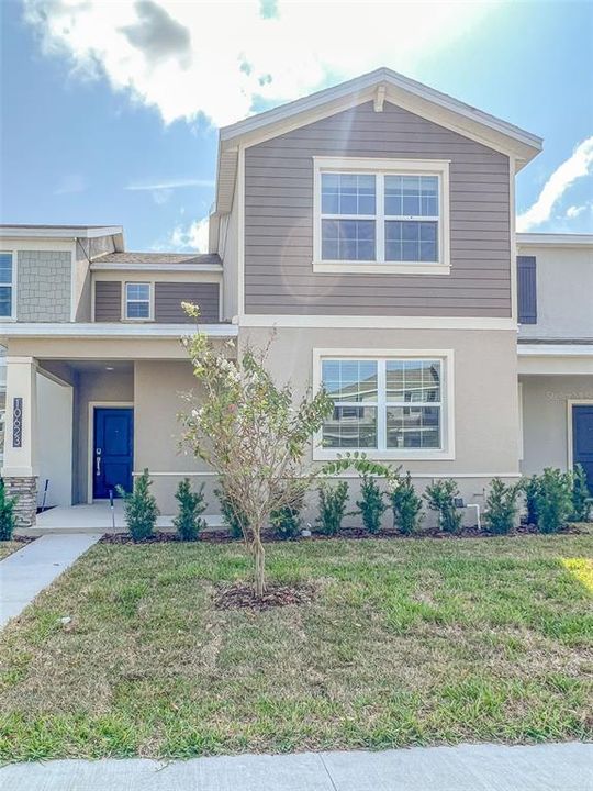 Recently Rented: $3,000 (4 beds, 2 baths, 1992 Square Feet)