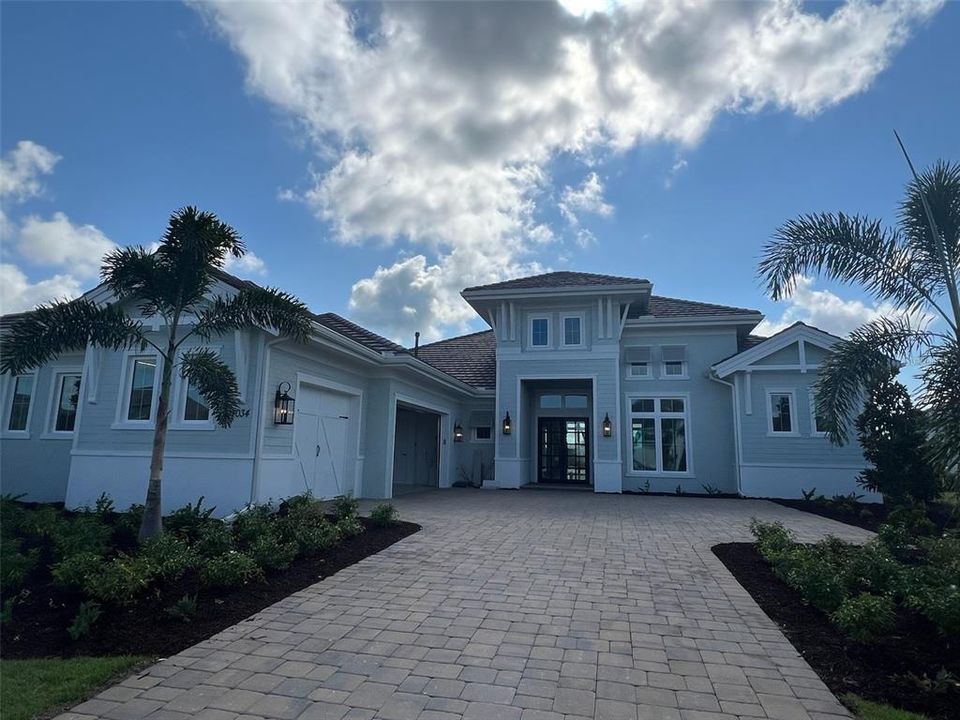 Recently Sold: $3,037,465 (4 beds, 5 baths, 6508 Square Feet)