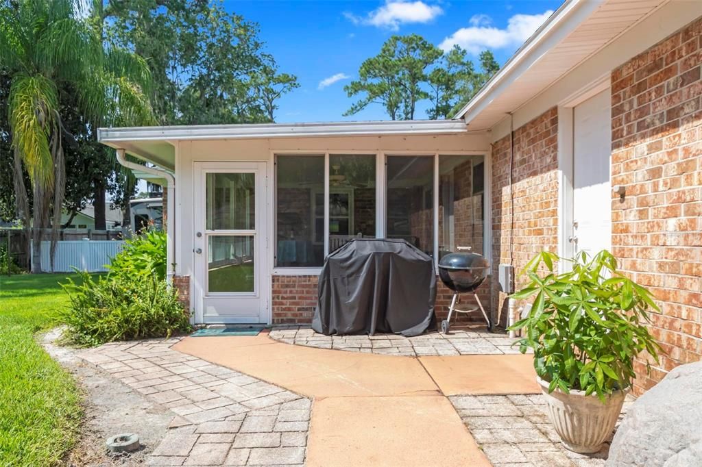 Recently Sold: $399,900 (3 beds, 2 baths, 1460 Square Feet)