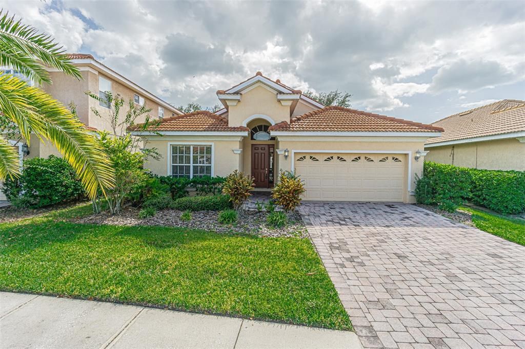 Recently Rented: $2,500 (3 beds, 2 baths, 2060 Square Feet)