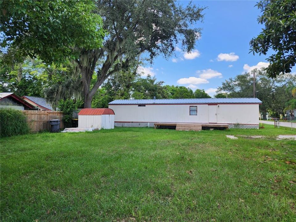Recently Sold: $110,000 (2 beds, 1 baths, 784 Square Feet)