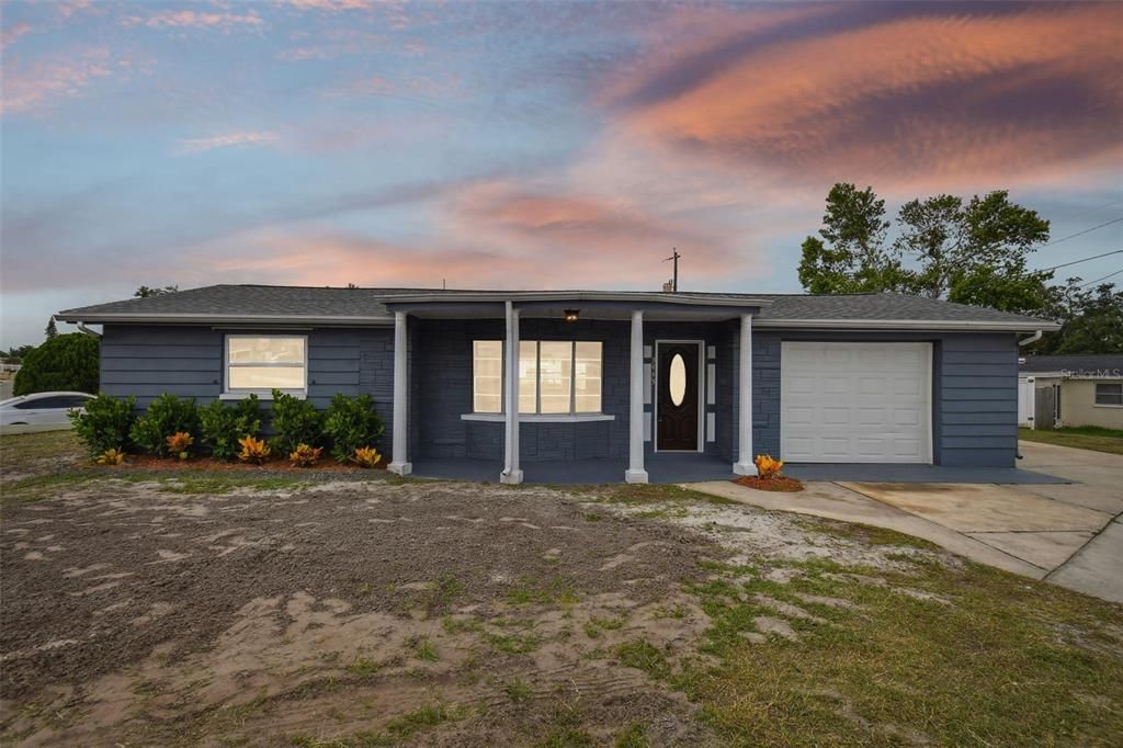 Recently Sold: $229,500 (2 beds, 2 baths, 1052 Square Feet)